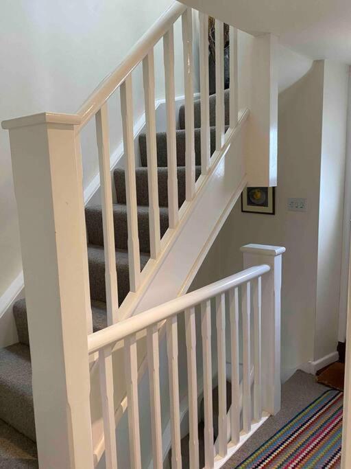 Holiday home High End In Amazing Location. Only 1 Minute From The Sea! Beautifully Decorated 3 Level Home. 5* Reviews Lyme Regis