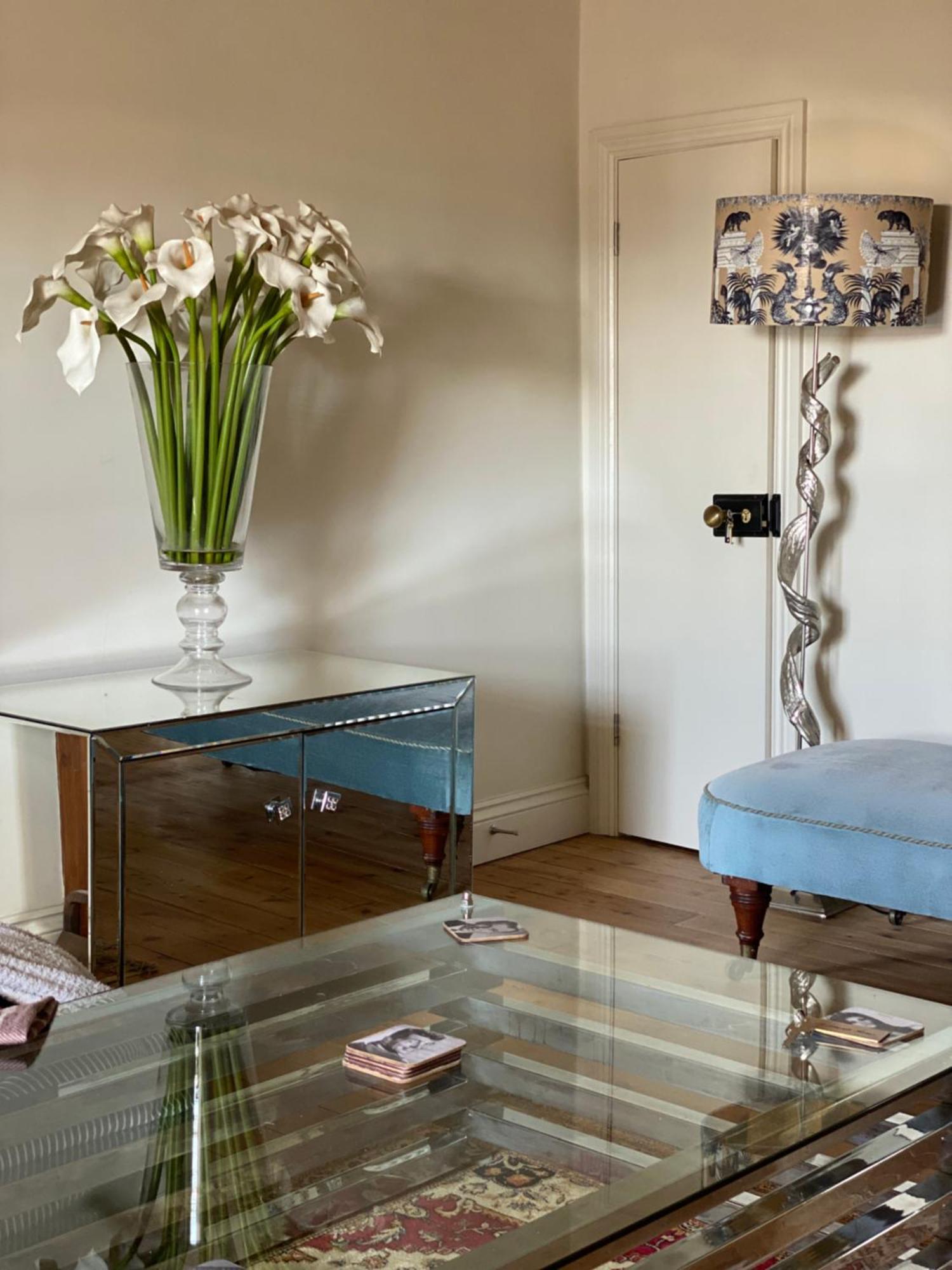 Duke Of Monmouth Penthouse Luxury Apartment, Lyme Regis, 3 Bedroom, Hot Tub, Garden, Dog Friendly