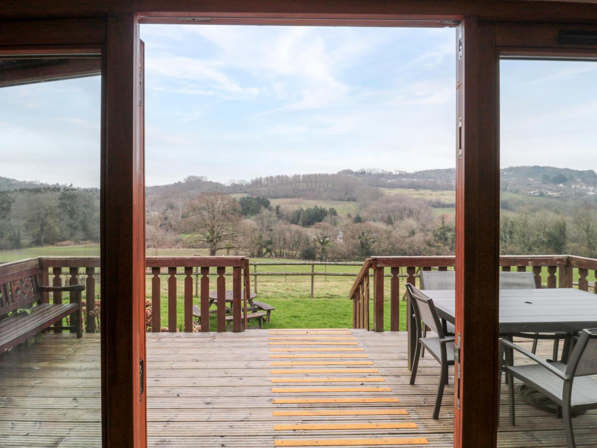 The Willow Holiday home Lyme Regis