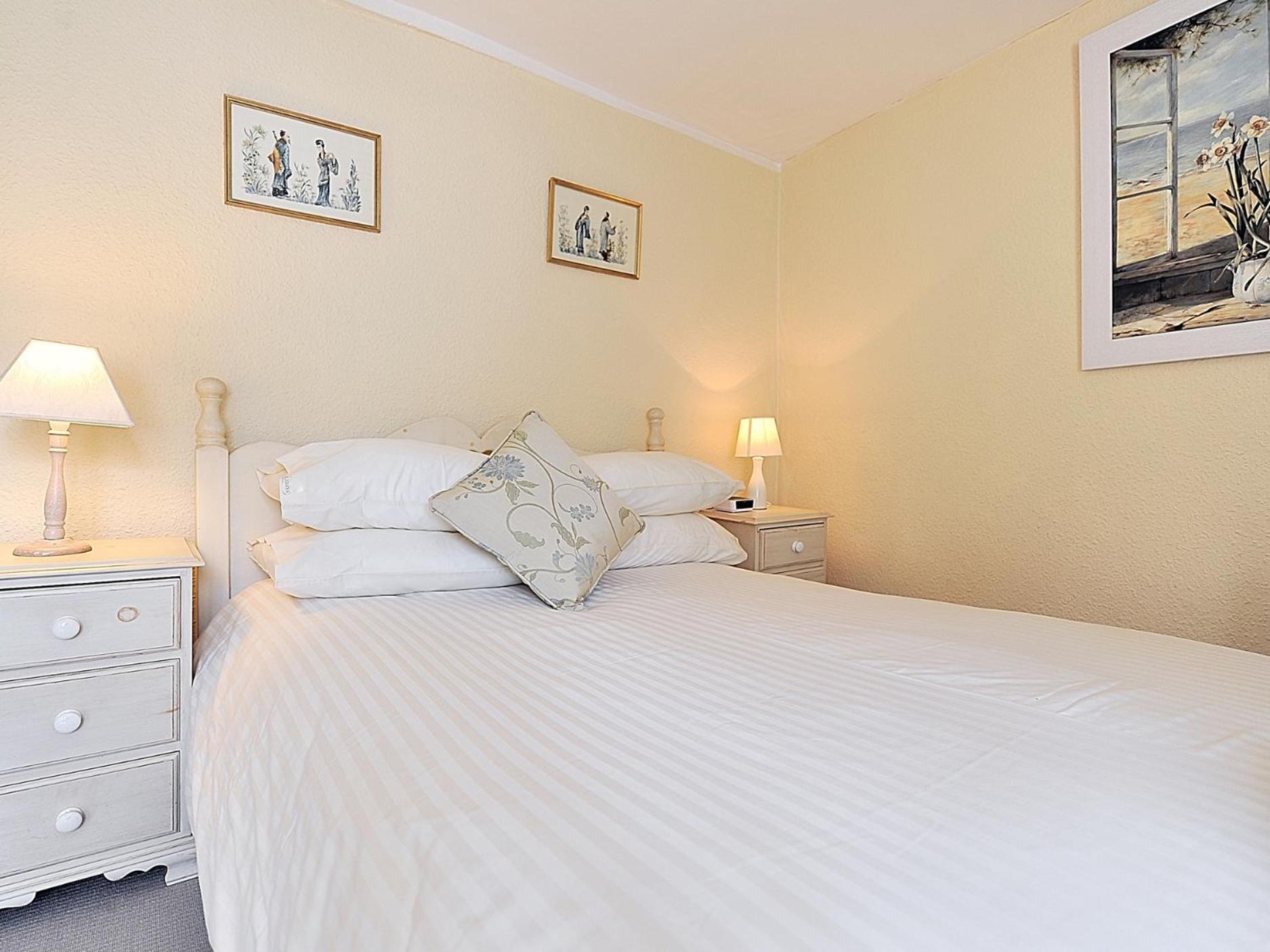 45 Georges Square *