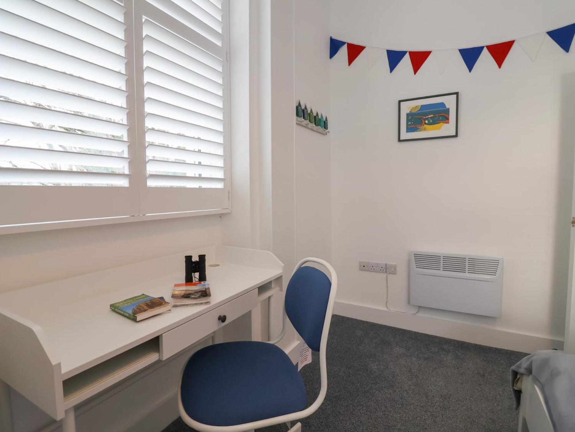 5 Victoria House Apartment Lyme Regis
