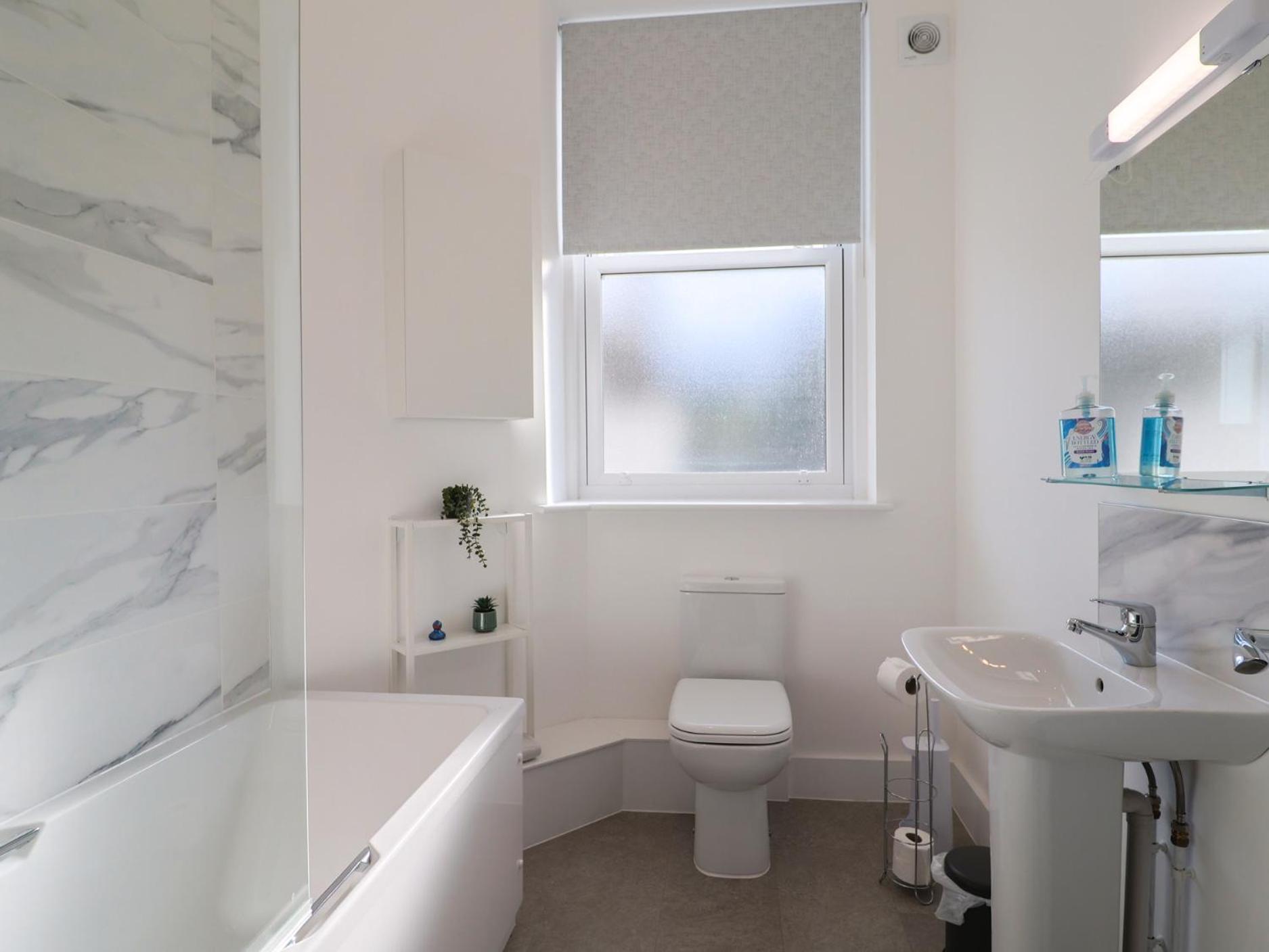 5 Victoria House Apartment