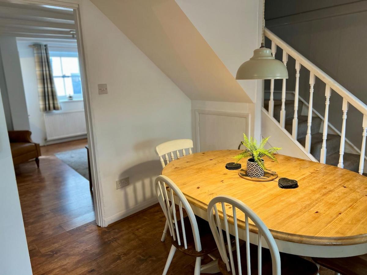 Great Value, Beautifully Decorated Quirky Cottage, Only A 6 Minute Walk From The Sea Beaches And Restaurants Sleeps 6 Holiday home Lyme Regis