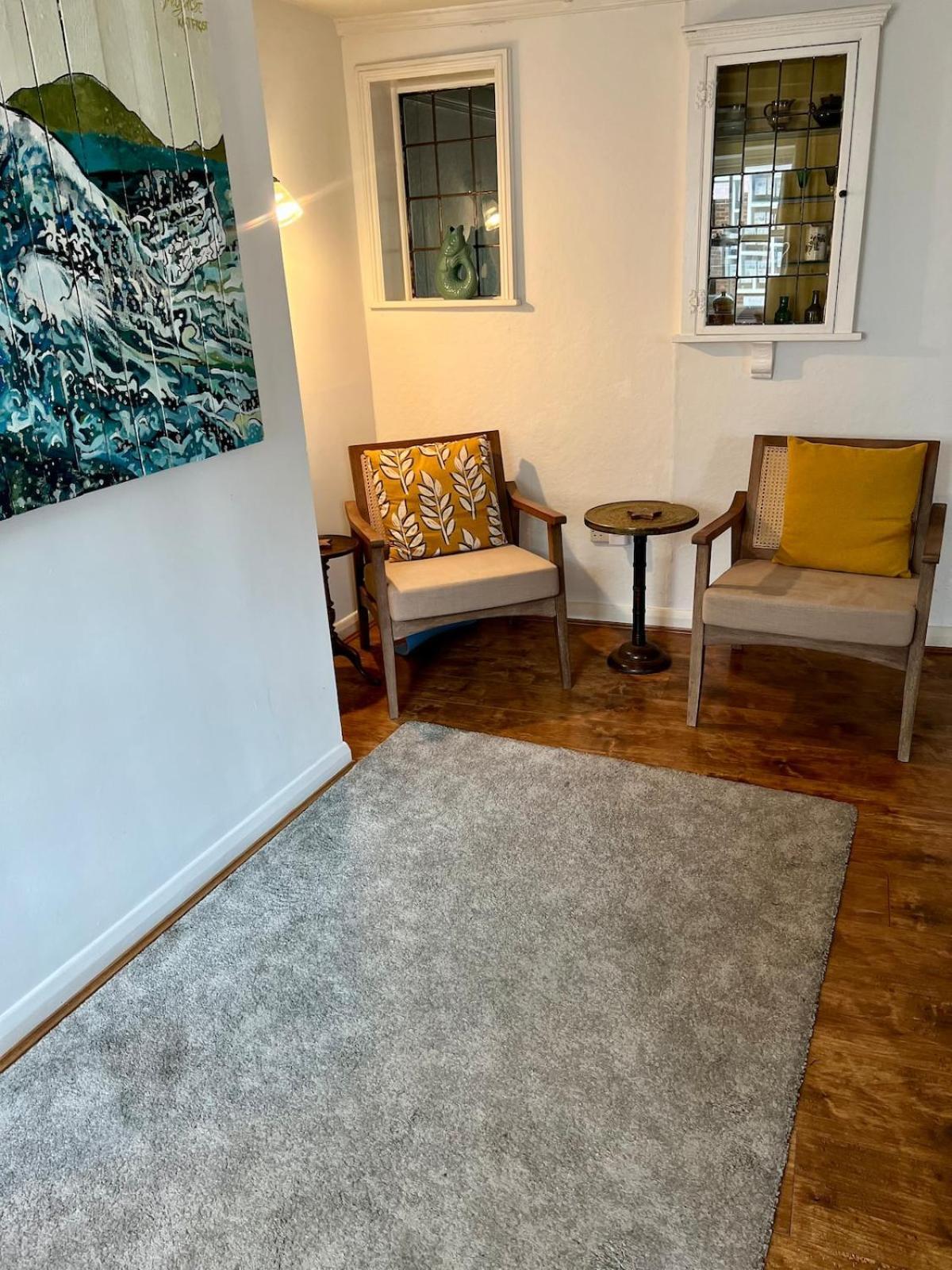 Holiday home Great Value, Beautifully Decorated Quirky Cottage, Only A 6 Minute Walk From The Sea Beaches And Restaurants Sleeps 6