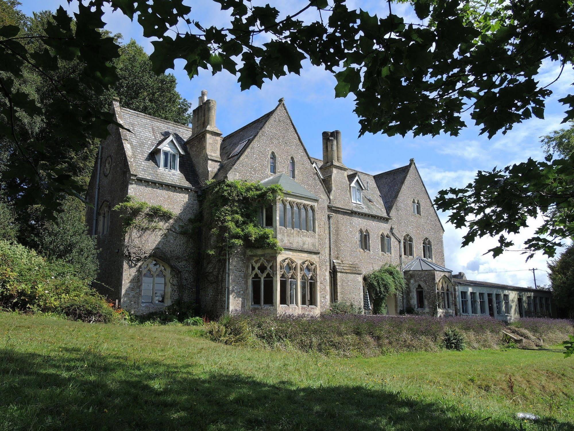 Hotel Monkton Wyld Court