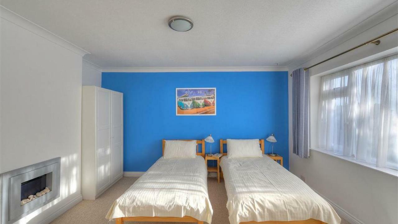 1 Harbour Heights Apartment *
