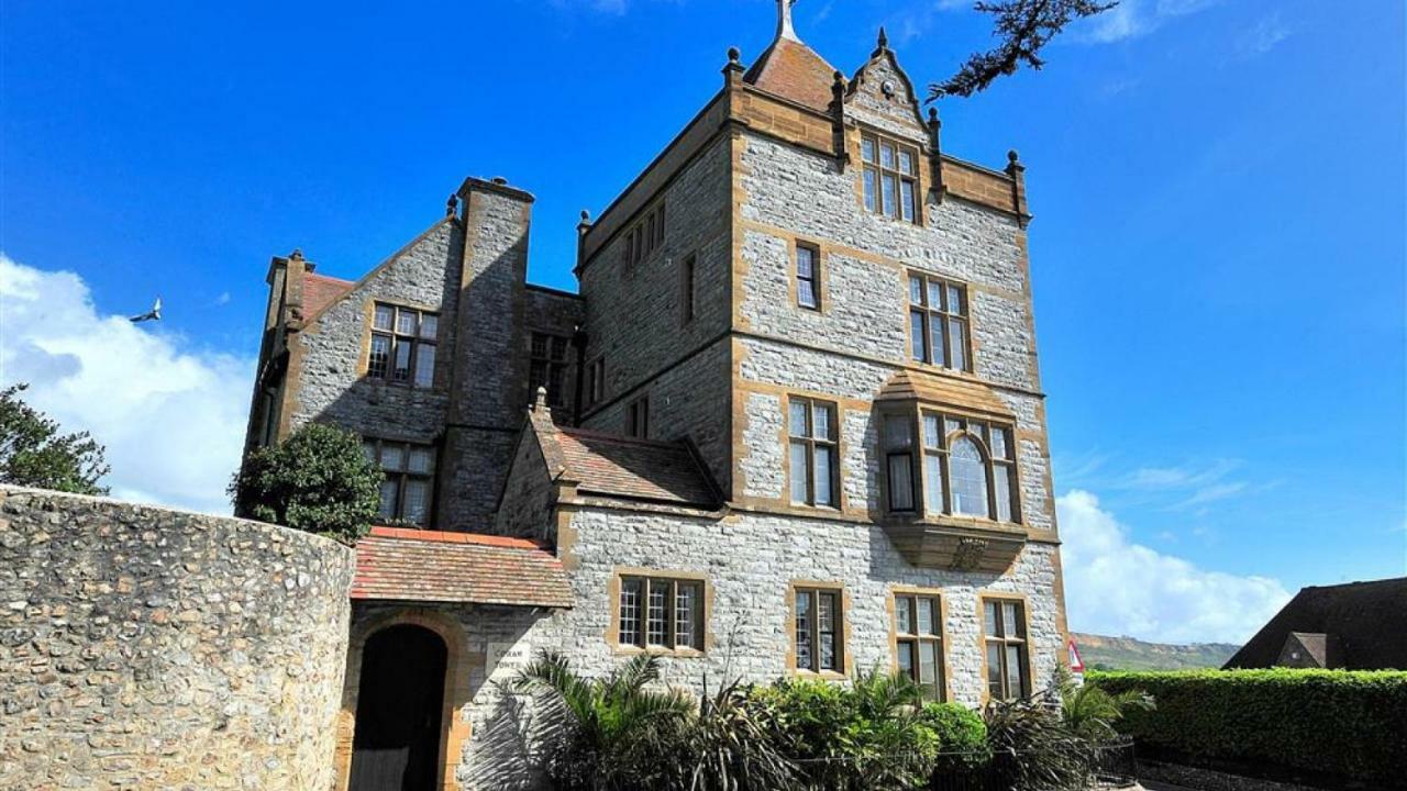5 Coram Tower Apartment Lyme Regis