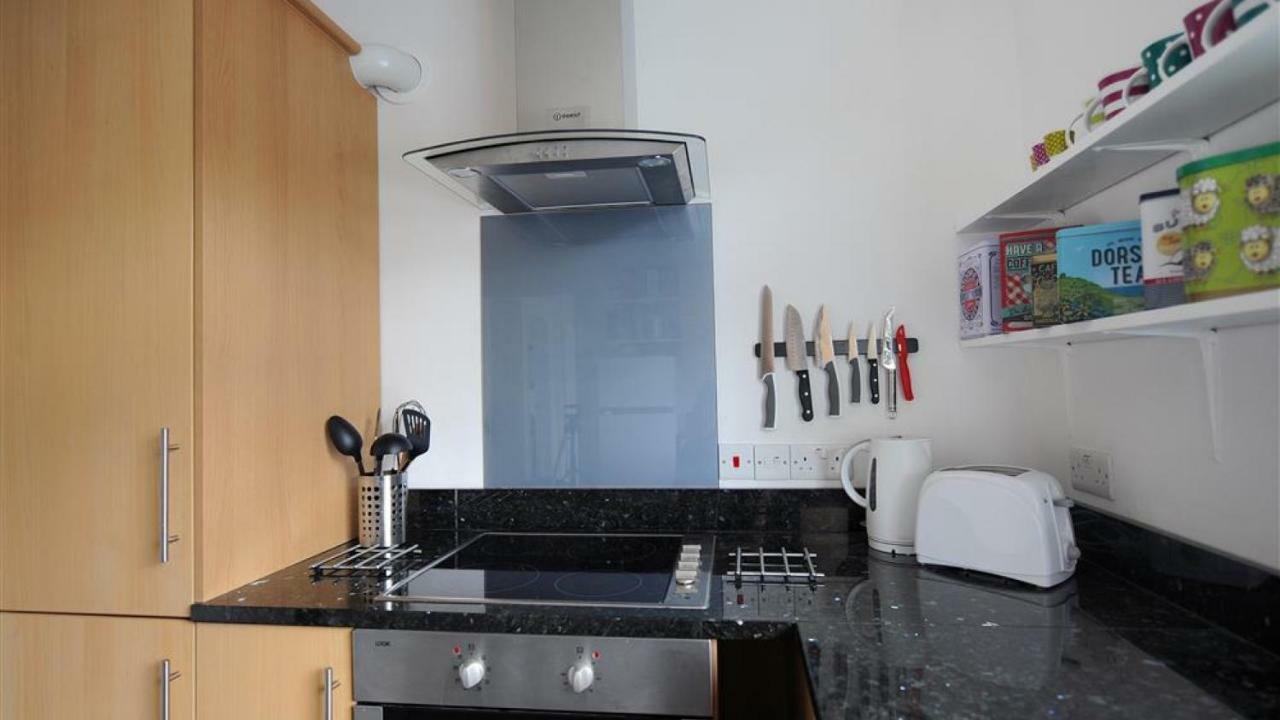 Upper Seascape Apartment Lyme Regis