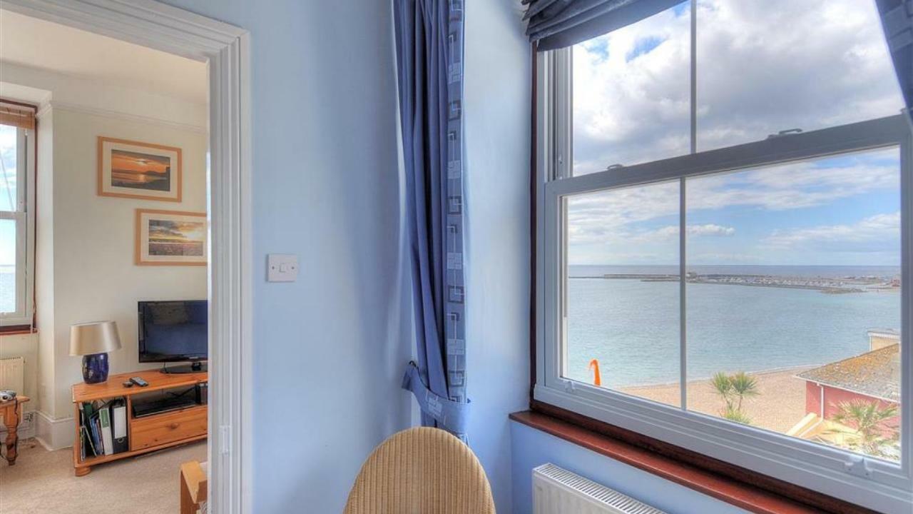 1 Pyne House Lyme Regis