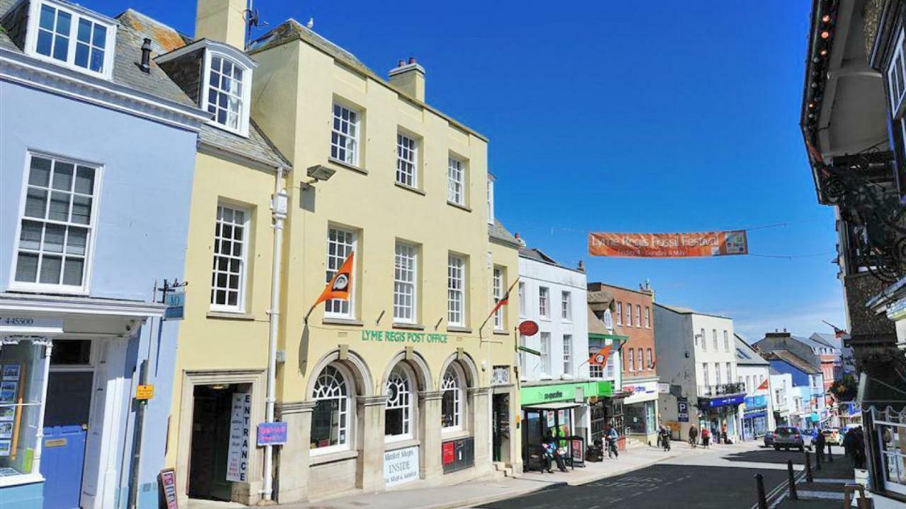 1 The Old Posthouse Apartment Lyme Regis