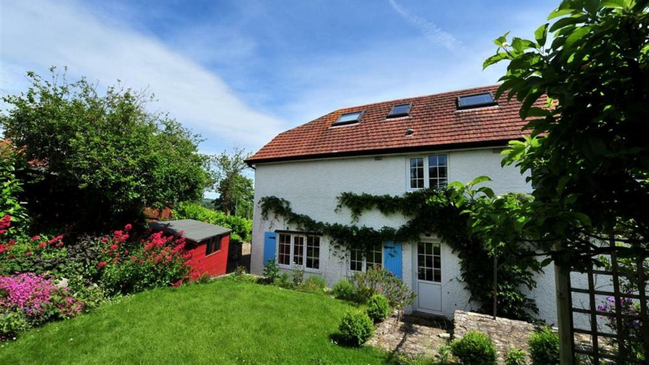 Corner Holiday home *