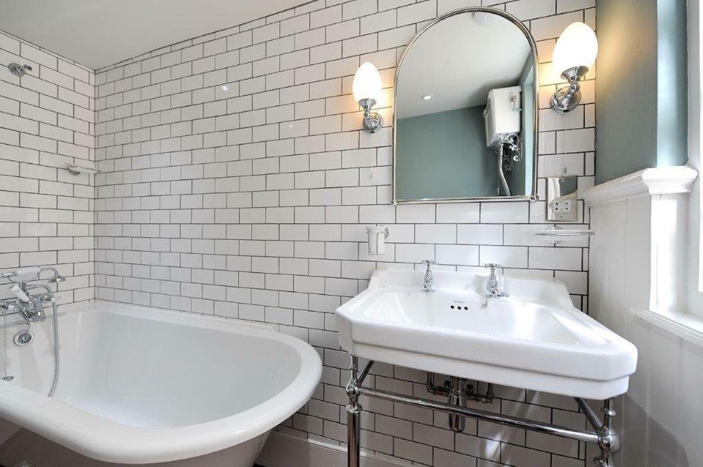 Little Monmouth 4 Bedroom Cottage, Old Town Lyme Regis, Dog Friendly And Parking * Lyme Regis