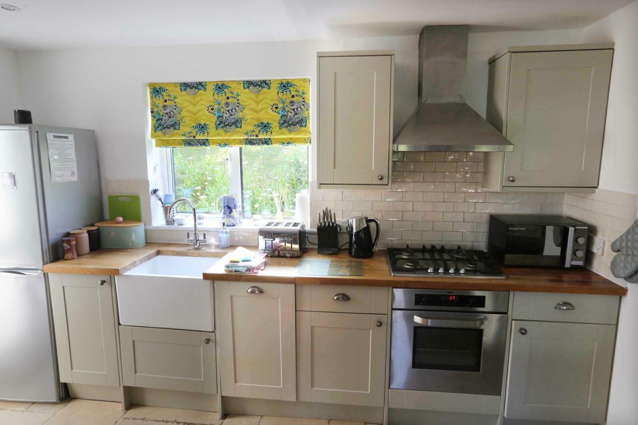 4a Dolphin Close Apartment