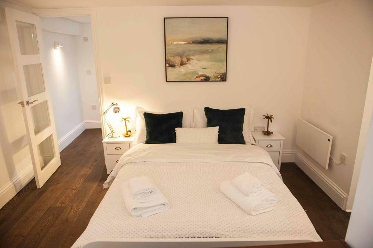 Silver View-spa Hot Tub-beautiful Sea Views-free Parking-