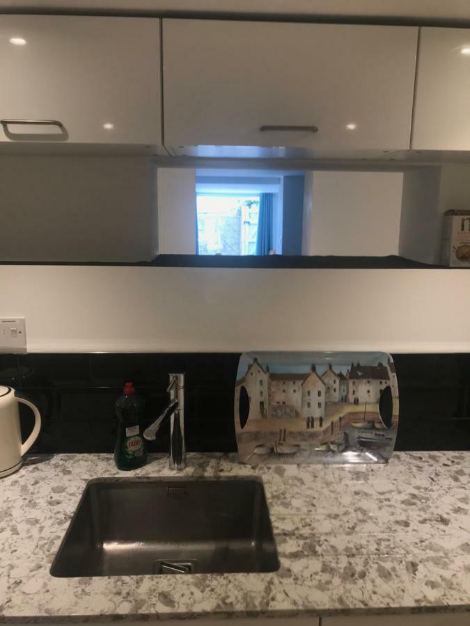 Lyme View Apartment *