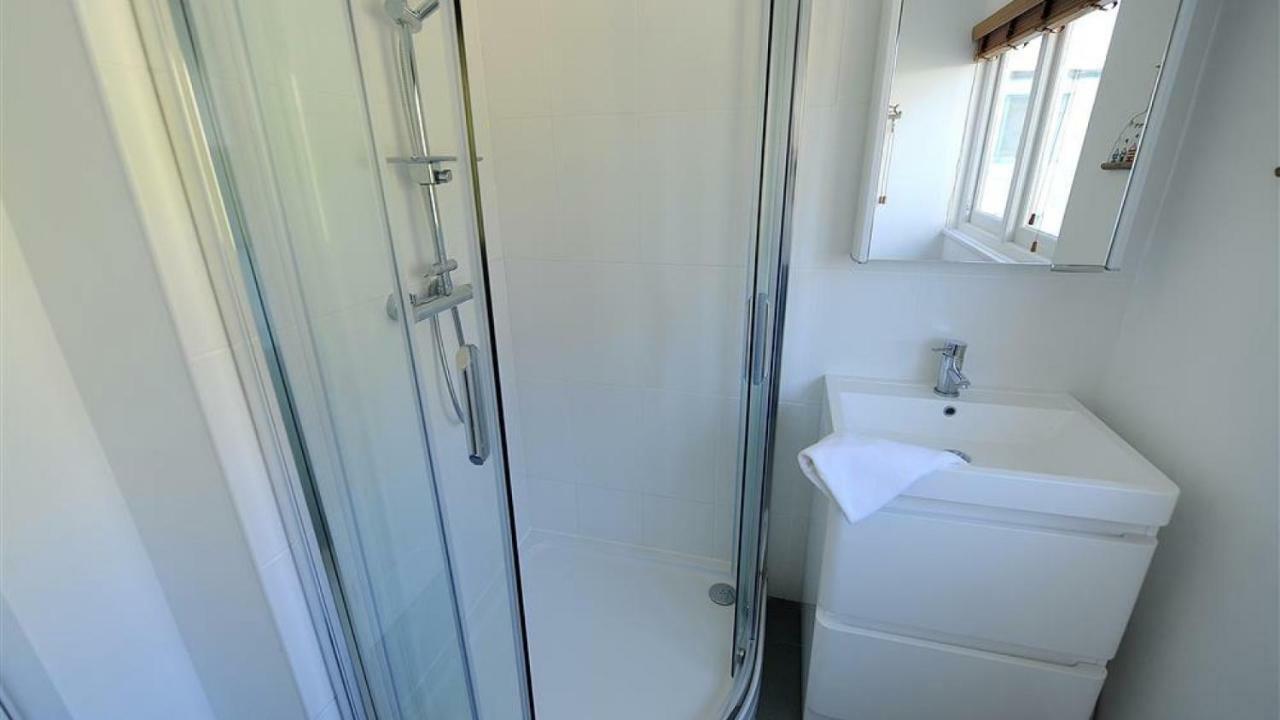 Seascape Apartment Lyme Regis