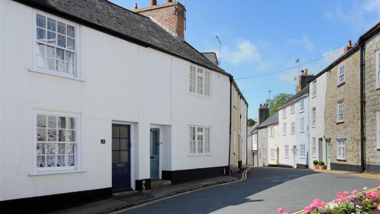 12 Mill * Lyme Regis