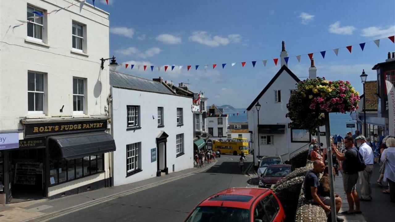 62a Broad Street * Lyme Regis