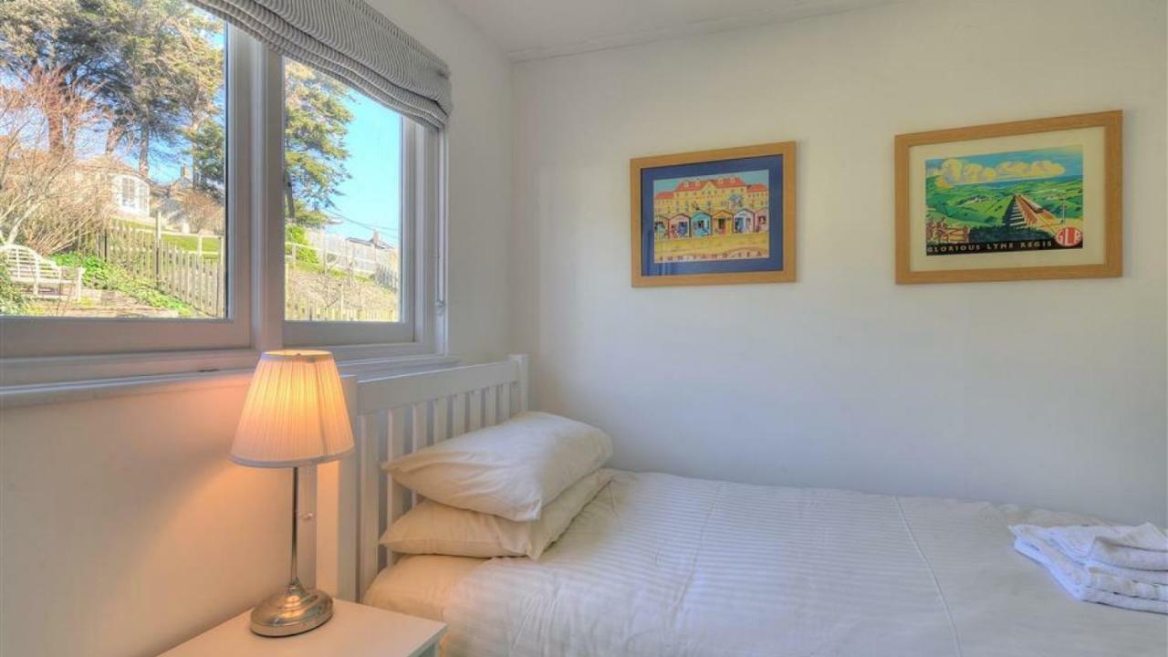 Apartment Seascape Lyme Regis
