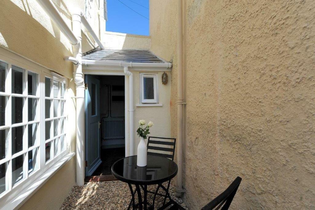 Little Monmouth 4 Bedroom Cottage, Old Town Lyme Regis, Dog Friendly And Parking Casa de férias *
