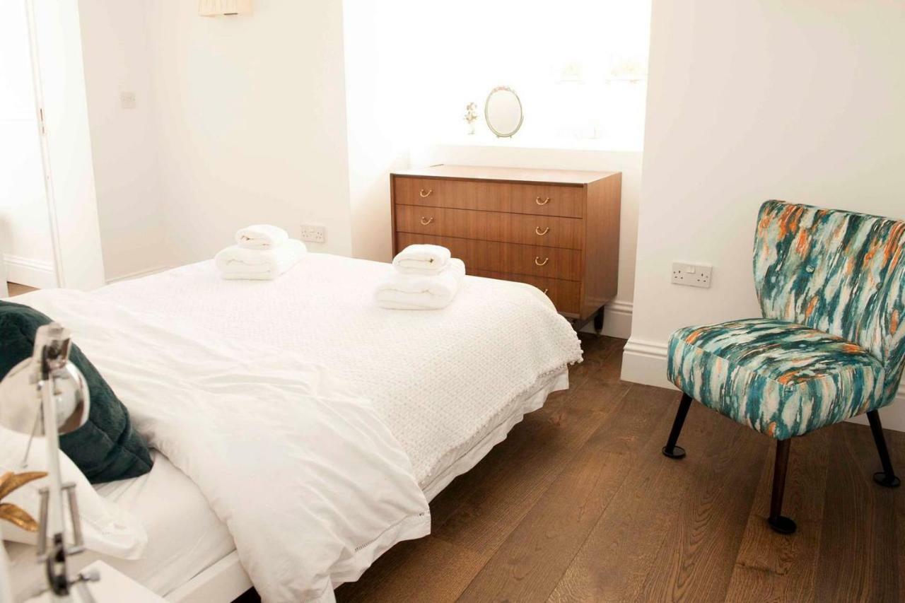 Silver View-spa Hot Tub-beautiful Sea Views-free Parking- Apartment