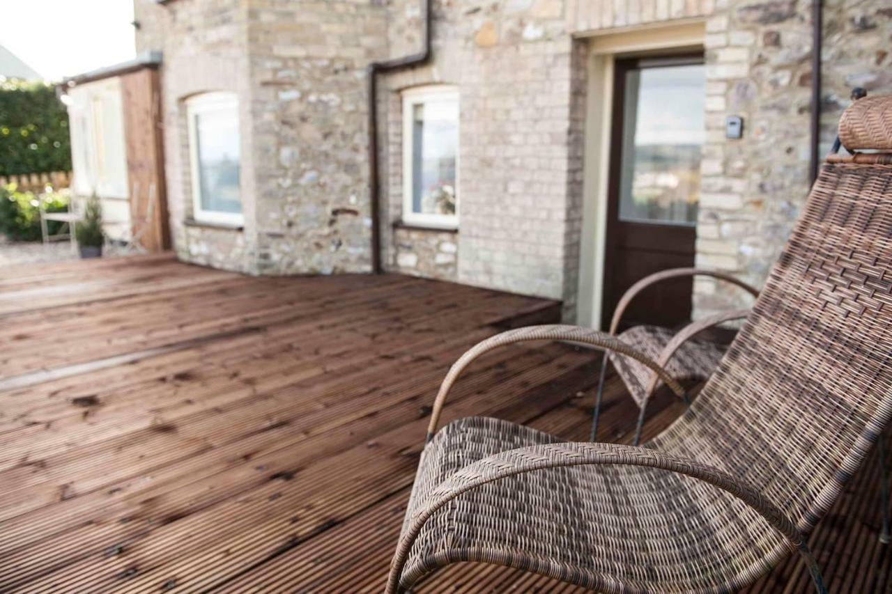 Silver View-spa Hot Tub-beautiful Sea Views-free Parking- Apartment Lyme Regis