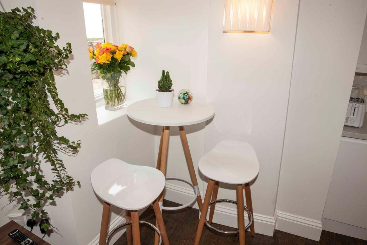 Silver View-spa Hot Tub-beautiful Sea Views-free Parking- Apartment Lyme Regis