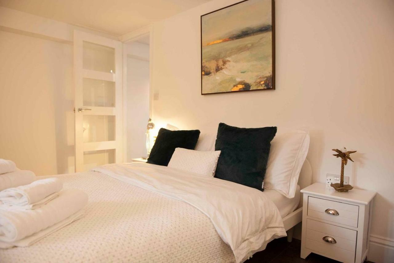 Silver View-spa Hot Tub-beautiful Sea Views-free Parking- *