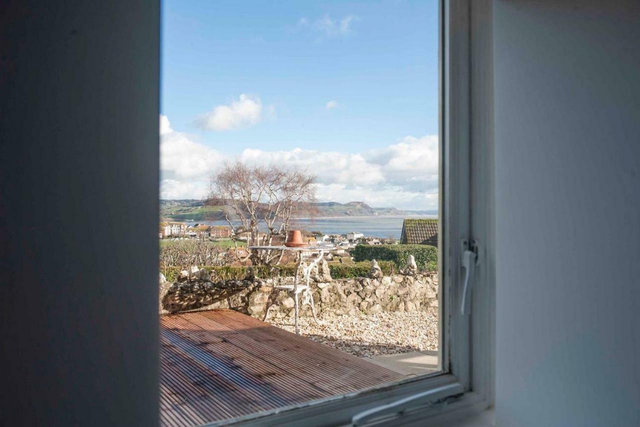 Silver View-spa Hot Tub-beautiful Sea Views-free Parking- Lyme Regis