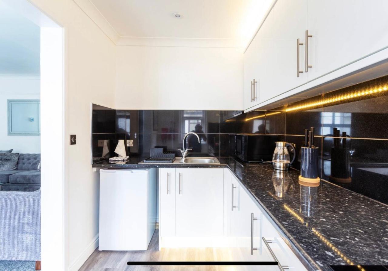 Ammonite Luxury Beachfront Apartamento Lyme Regis