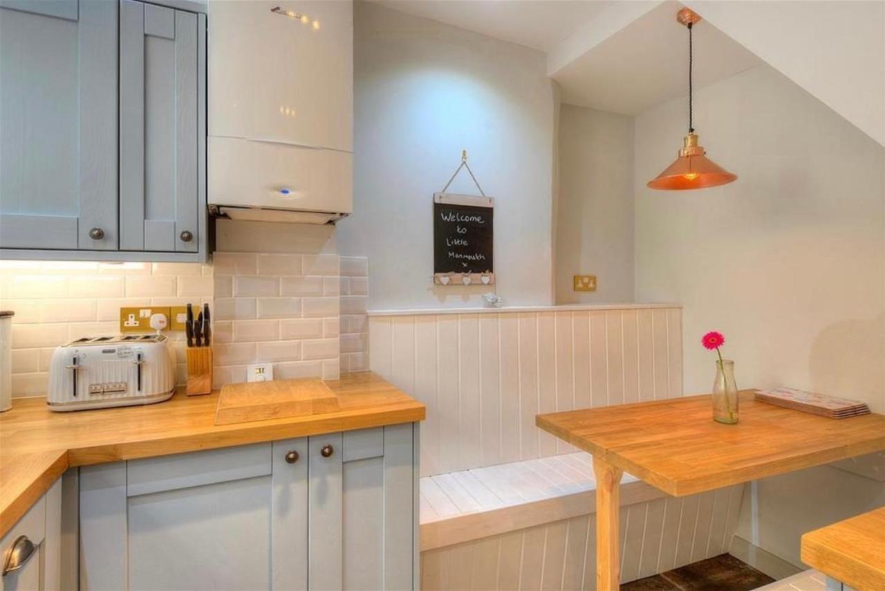 Casa de férias Little Monmouth 4 Bedroom Cottage, Old Town Lyme Regis, Dog Friendly And Parking