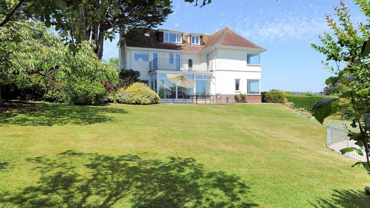 Holiday home Somerhill *