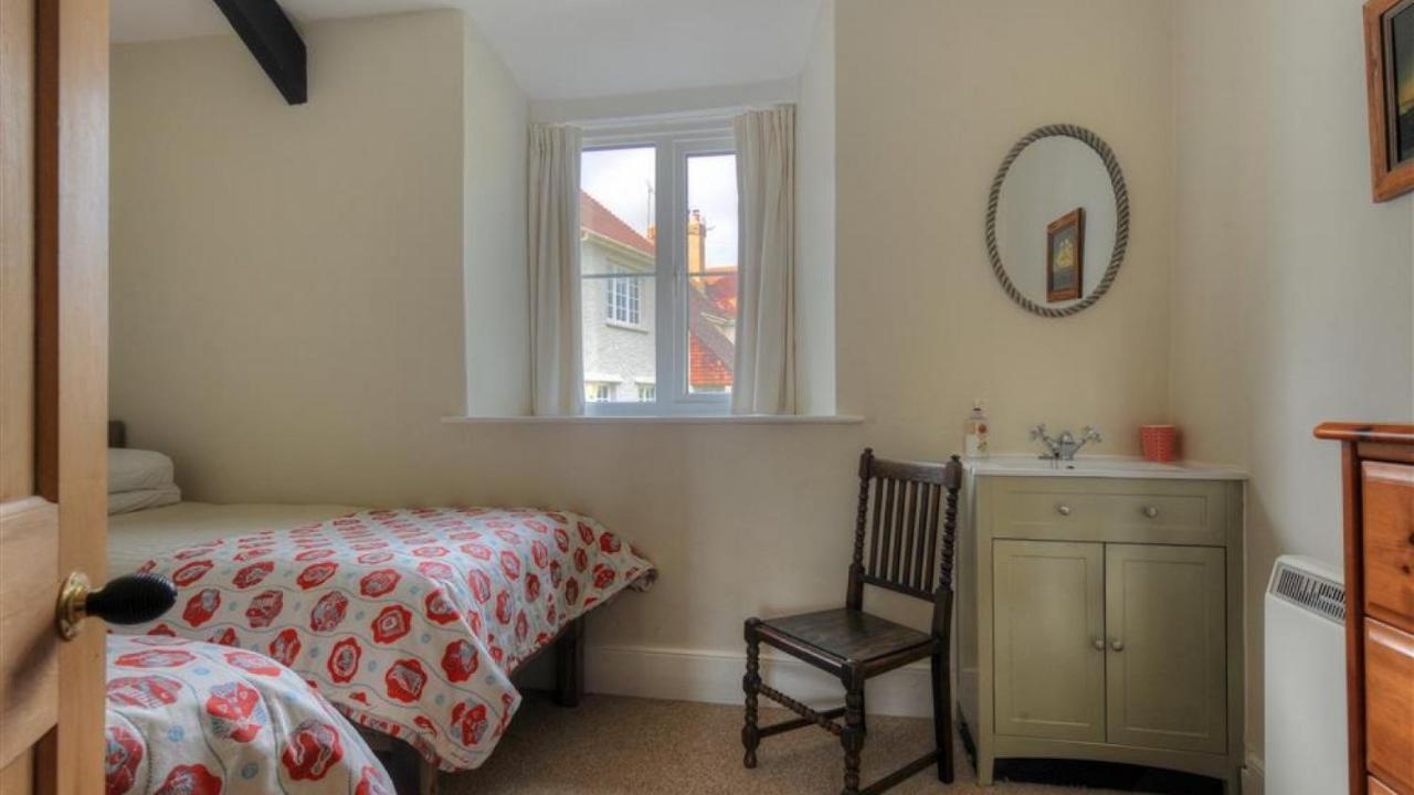 2 Lymbrook Cottages Holiday home Lyme Regis