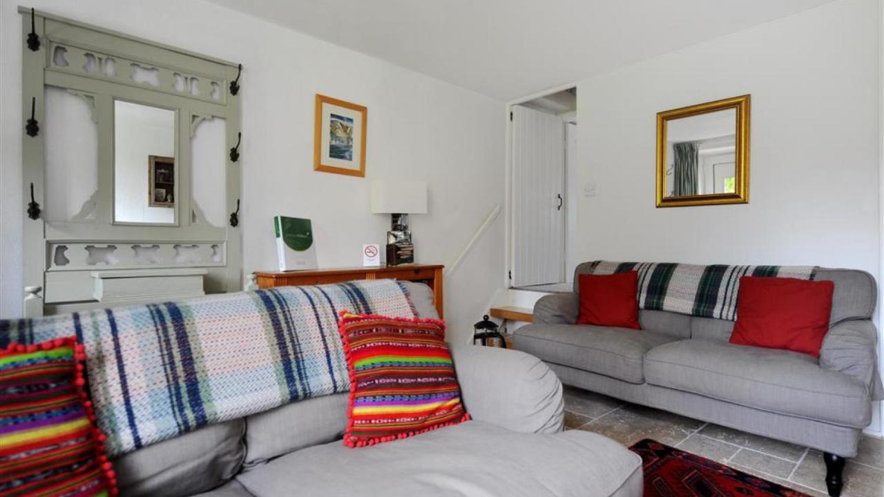 2 Lymbrook Cottages Holiday home Lyme Regis