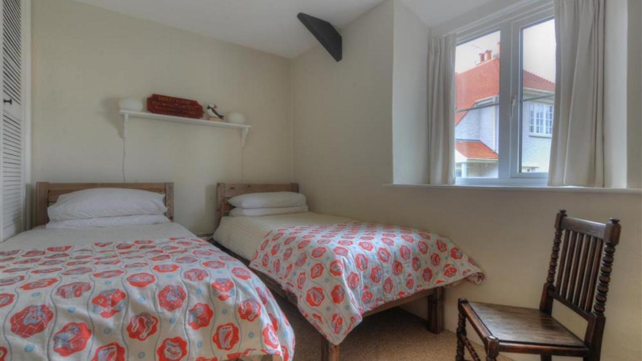 2 Lymbrook Cottages Holiday home Lyme Regis