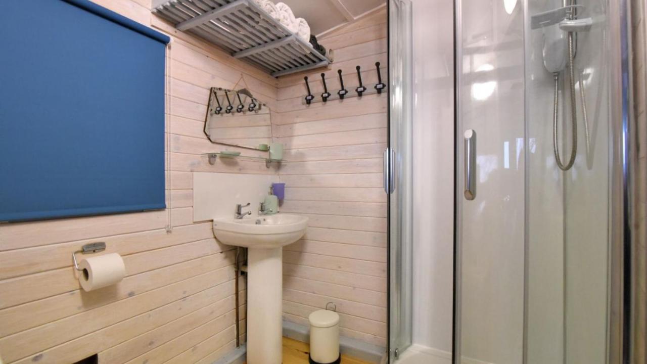 Holiday home The Fishermans Hut Lyme Regis