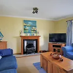 Honeysuckle Cottage