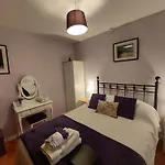 Private Apartment, Parking, Sea And Country Views