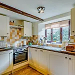 1 Bed In Lyme Regis 90145