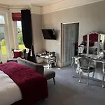 Dower House Hotel