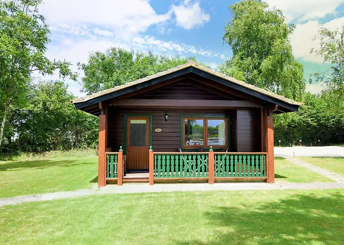 4 Pinewood Retreat