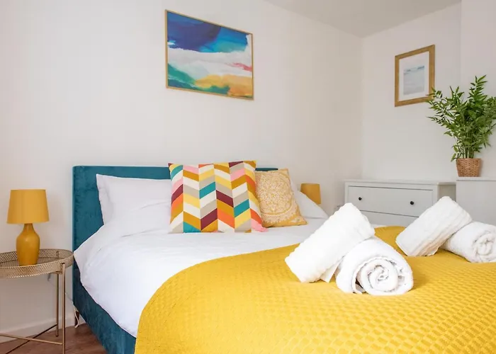 Seashells, Close To Seafront, Large Private Garden