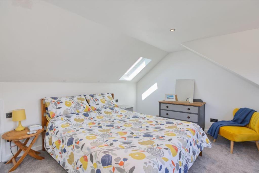 Holiday home Pass The Keys Stunning In - Sleeps 8 Lyme Regis