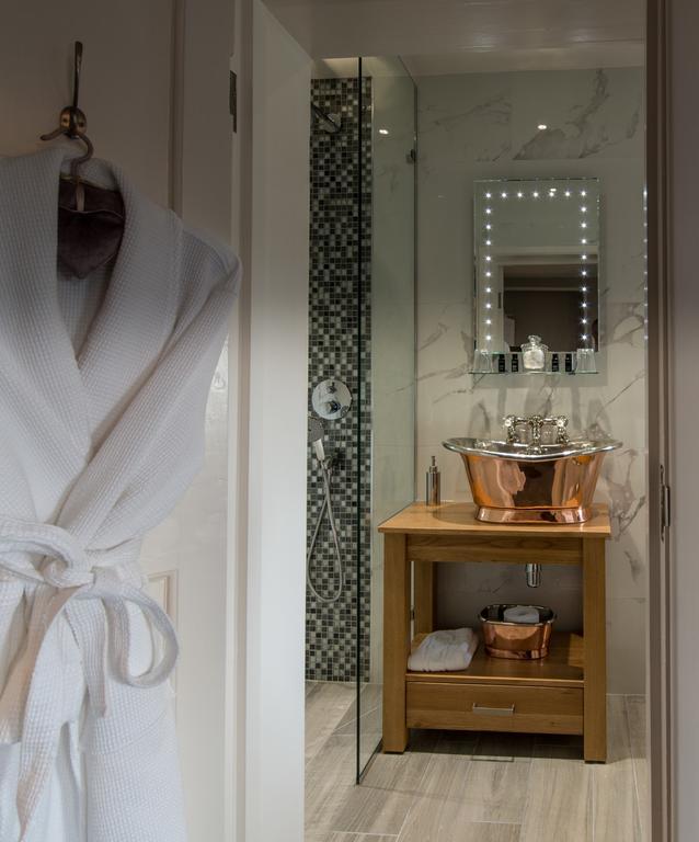 Country house Dower House *