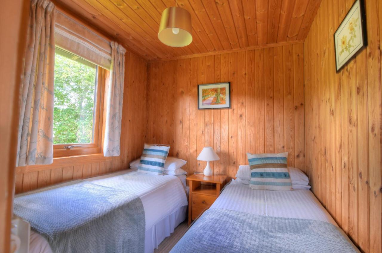 4 Pinewood Retreat *