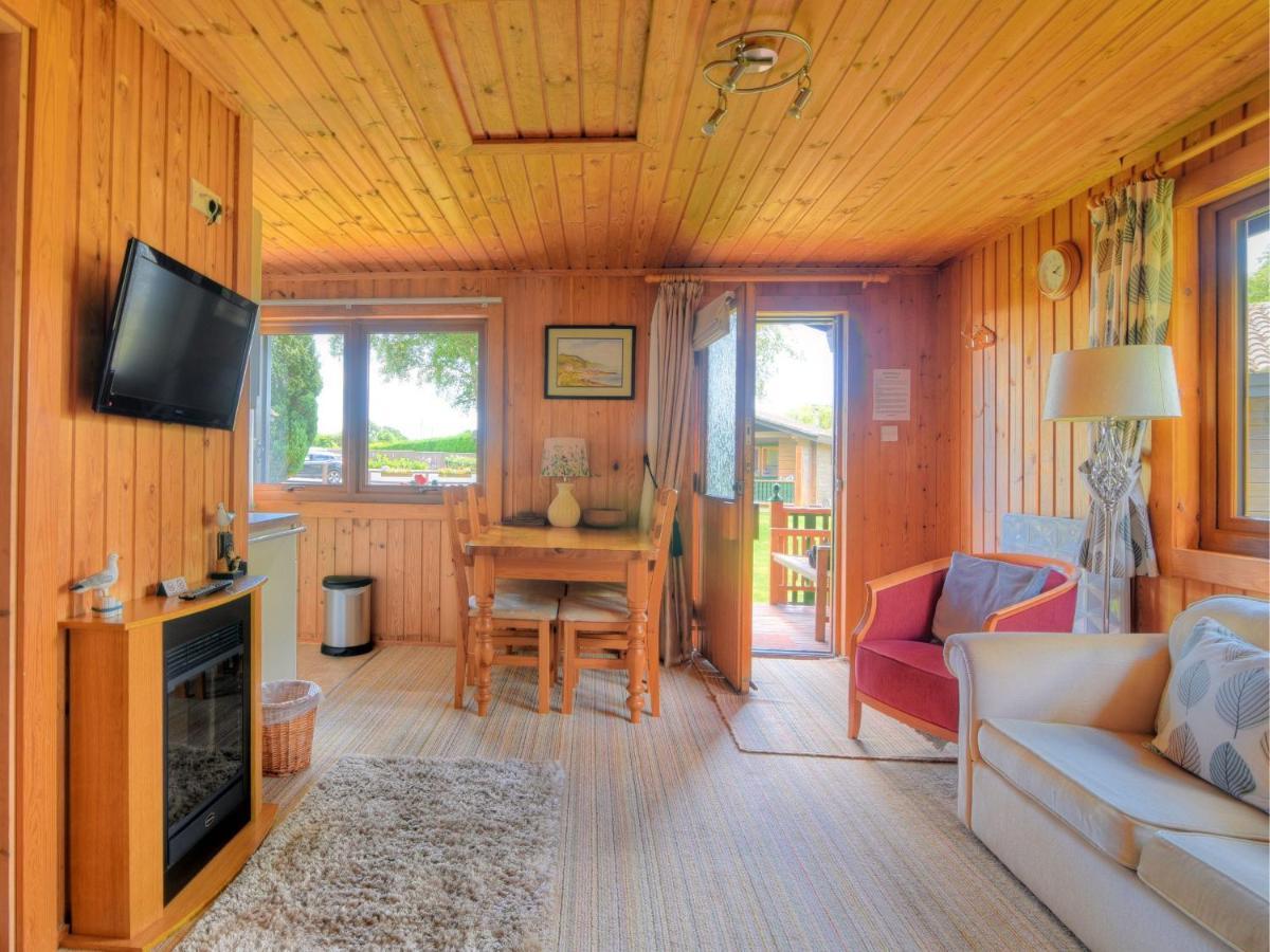 4 Pinewood Retreat *