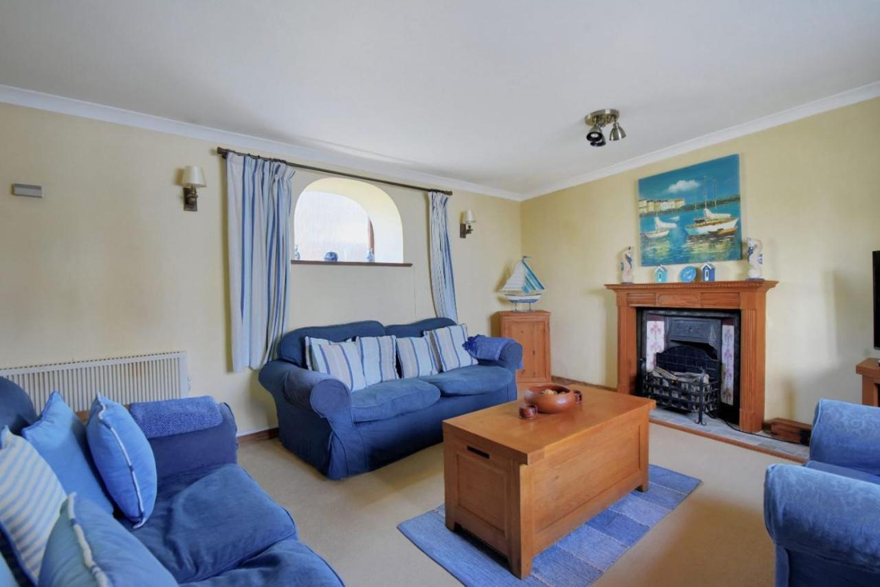 Holiday home Honeysuckle Lyme Regis