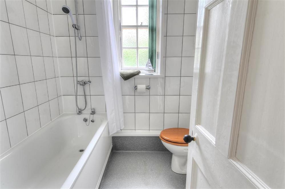 1 Cobb House Apartment Lyme Regis