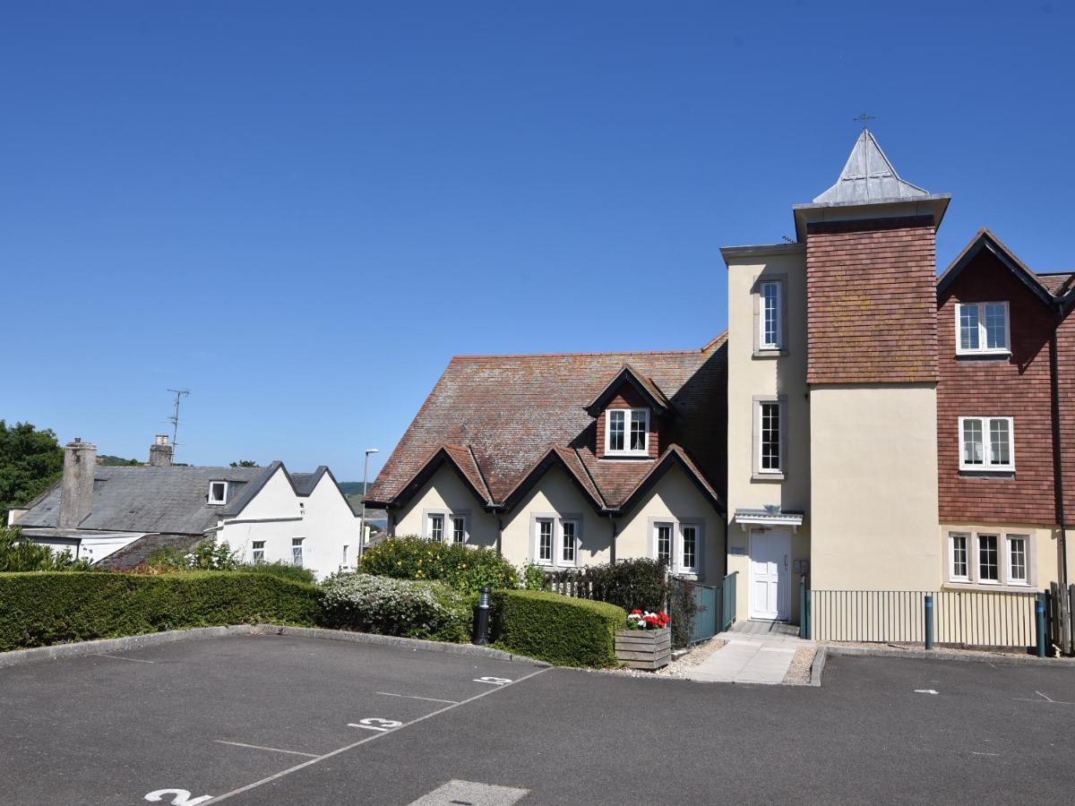 1 Buckfields * Lyme Regis