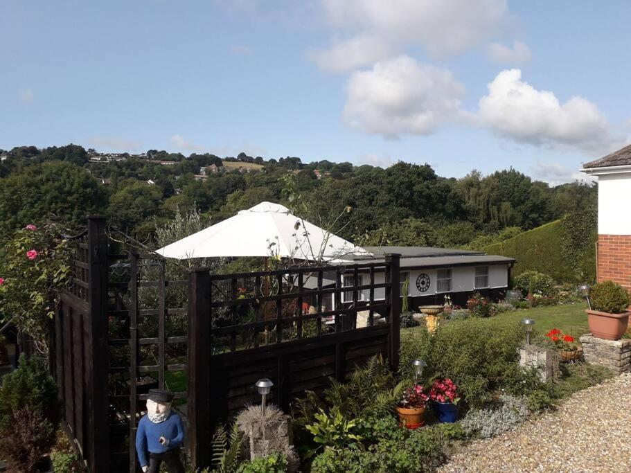 Private Apartment, Parking, Sea And Country Views Apartment *